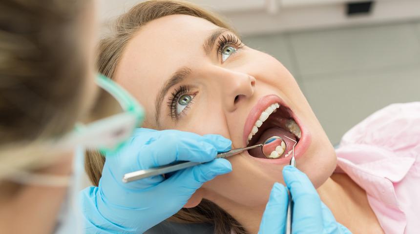 Hamilelikte diş eti sorunu bebeği etkiler mi? Hamilelikte diş tedavisi yapılır mı? 