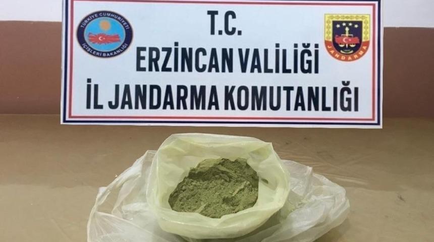 Erzincan’da 500 gram toz esrar ele geçirildi