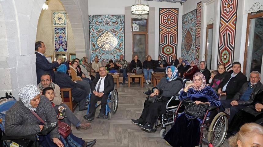 Talas&rsquo;ta Engellilere Unutulmaz Gece