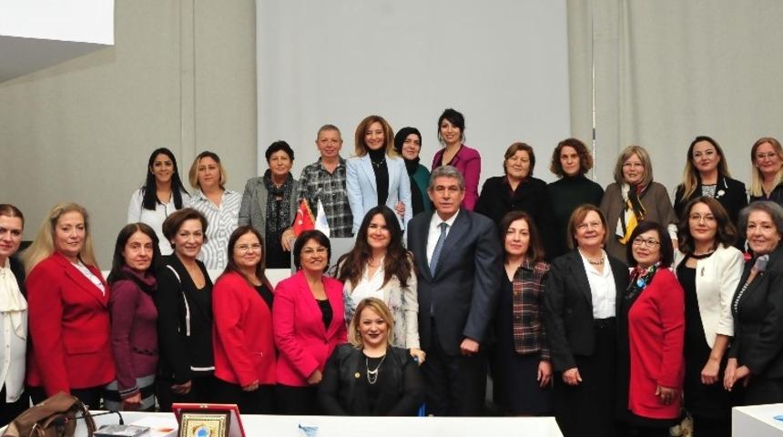 Balçova’nın seçilmiş kadınları meclis toplantısına katıldı