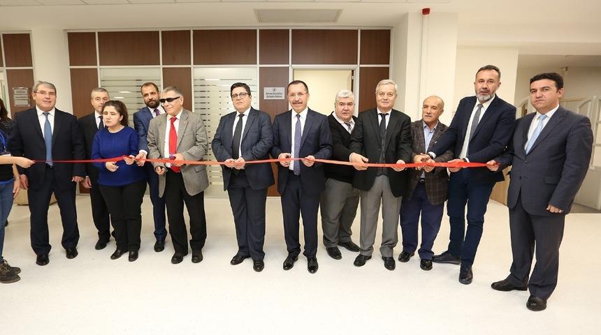 PAÜ kütüphanesinde Görme Engelliler Çalışma Salonu açıldı