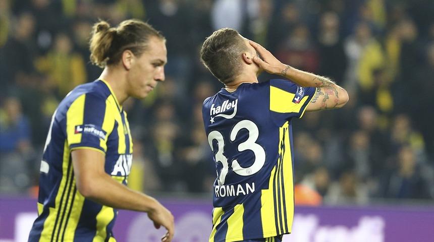 Fenerbahçe tarihinin en kötü ilk yarı performansını sergiledi