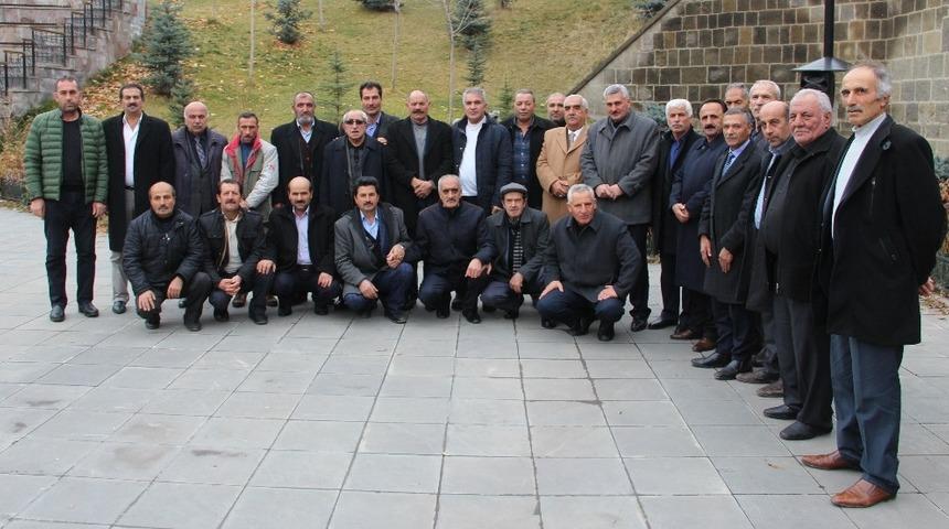 K&ouml;y ve mahalle muhtarlarından Ali Korkut&rsquo;a destek