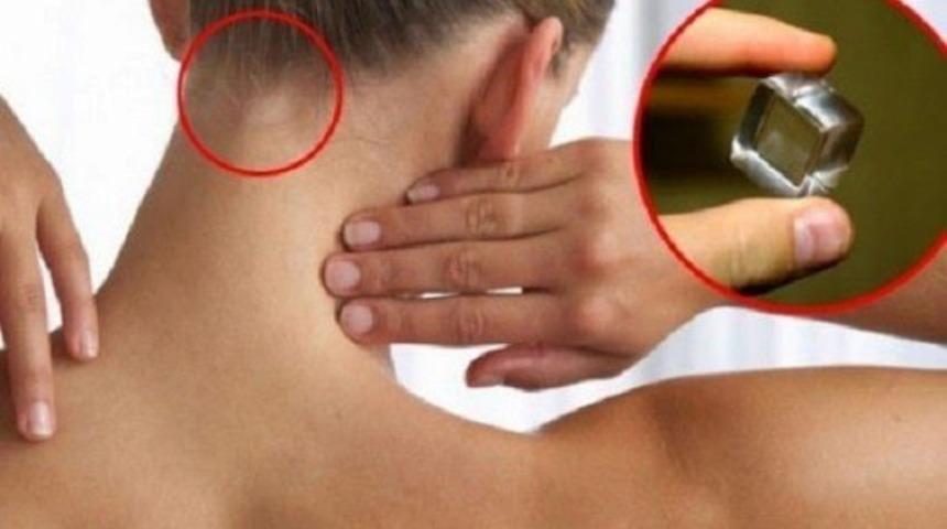 Enseye buz koymanın inanılmaz etkisi! Bakın v&uuml;cuttaki Feng Fu noktası neler yapıyor