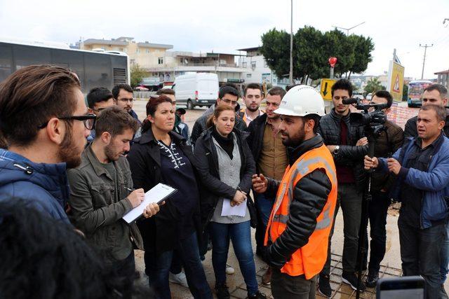 Mühendis adayları raylı sistem projesini inceledi