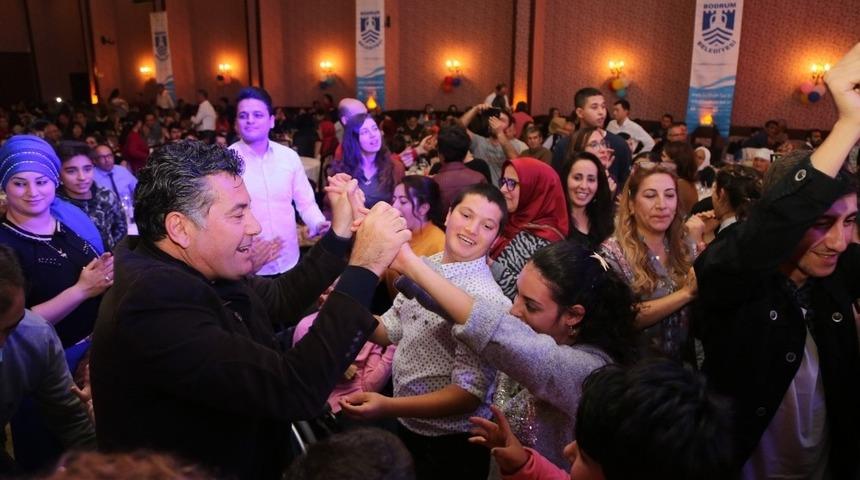 Bodrum&rsquo;da engeller sevgiyle aşıldı