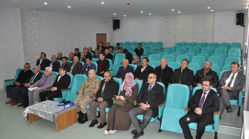 Demir&ouml;z&uuml; Kaymakamı Coşkun muhtarlarla buluştu