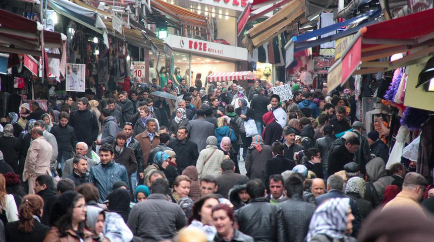 Türk insanı evinin yıkılacağından korkuyor