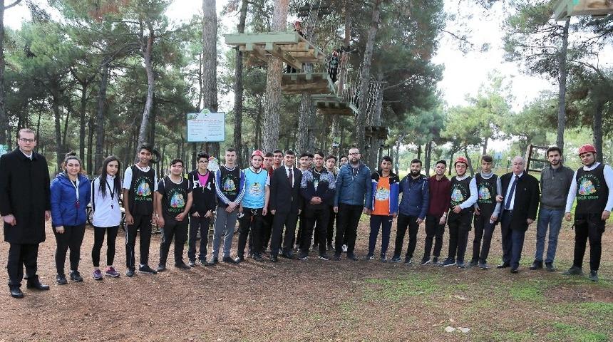 Bu kampta gençler yıl boyu doğayla buluşuyor