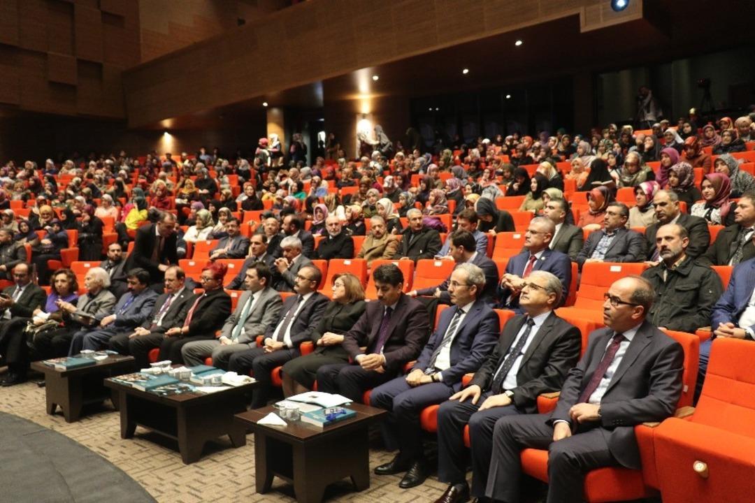 GAUN&rsquo;de &ldquo;S&uuml;nnetin Akt&uuml;el Değeri&rdquo; sempozyumu d&uuml;zenlendi