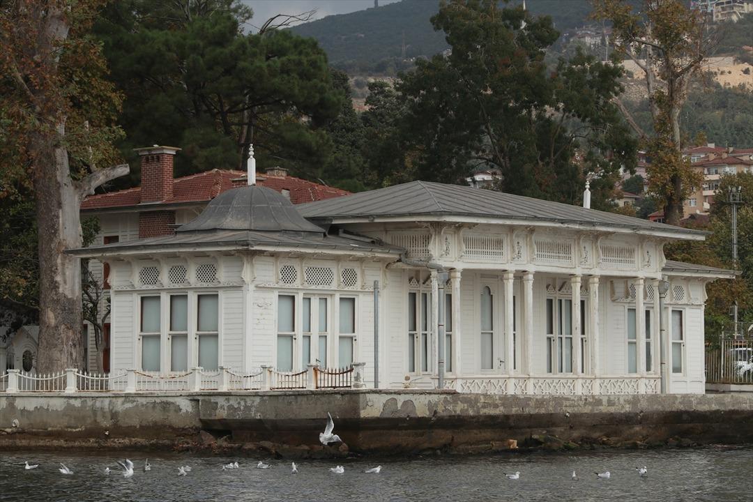 İlk g&uuml;nk&uuml; ihtişamıyla hala ayakta! Sadece 1 g&uuml;nde inşa edildi