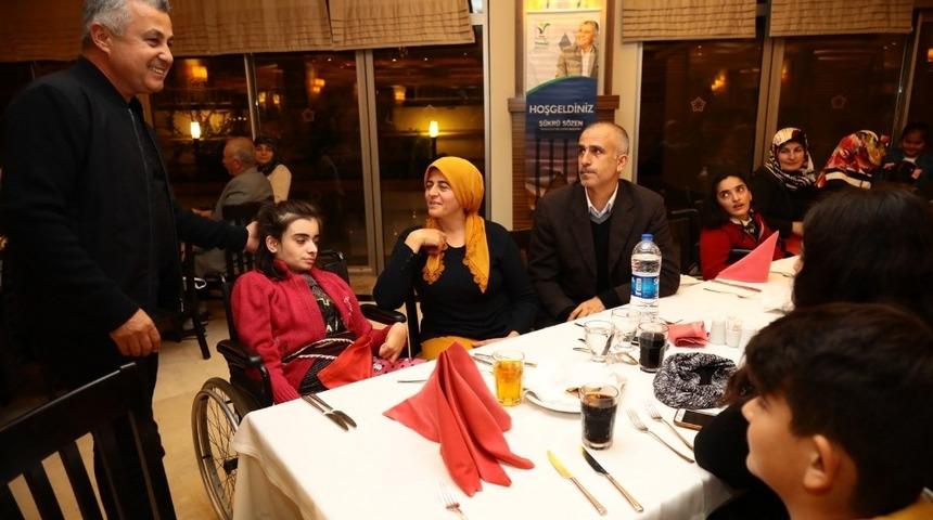 Başkan S&ouml;zen&rsquo;den engelsiz kutlama