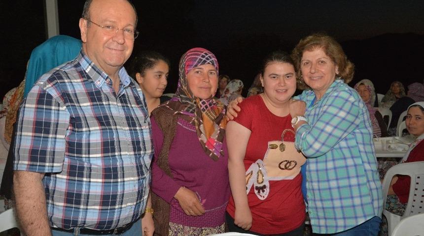 Başkan &Ouml;zakcan&rsquo;ın 5 Aralık Kadın Hakları G&uuml;n&uuml; mesajı