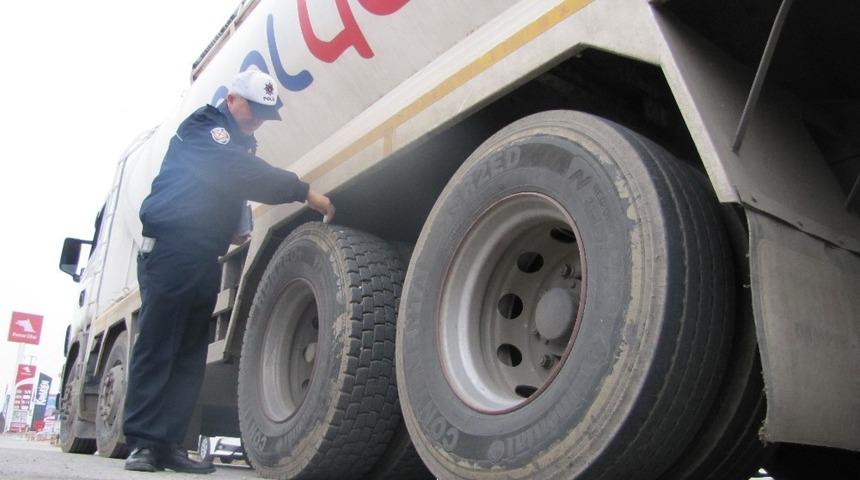 &Ccedil;orum&rsquo;da kış lastiği denetimi