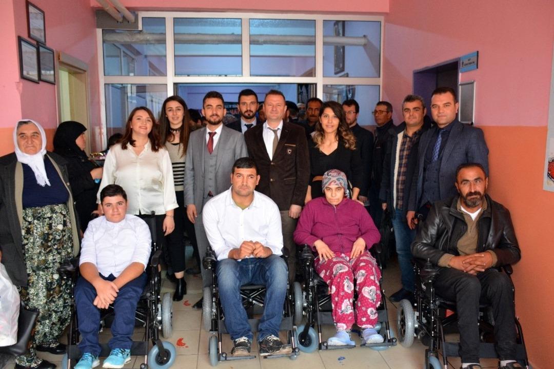 TANAP desteği sayesinde ak&uuml;l&uuml; arabalarına kavuştular