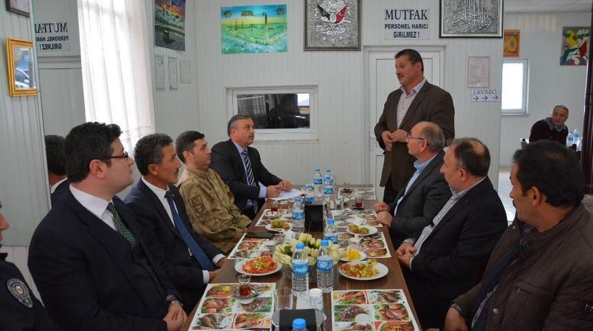 Kabadüz’de muhtarlar toplantısı