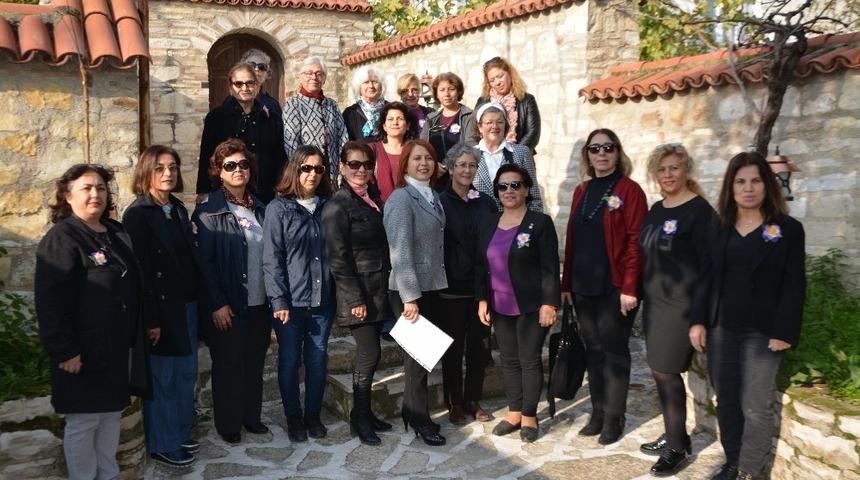 Sökeli Kadınlar seçme ve seçilme haklarını kutladı