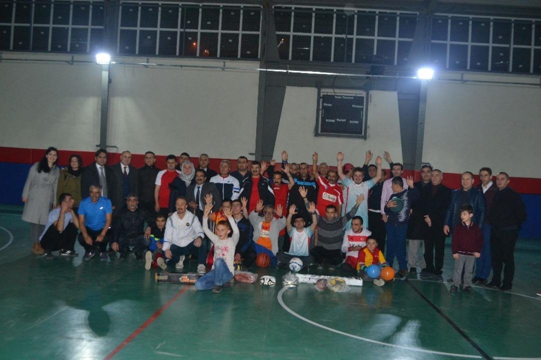 Engelliler g&uuml;n&uuml;nde anlamlı etkinlik