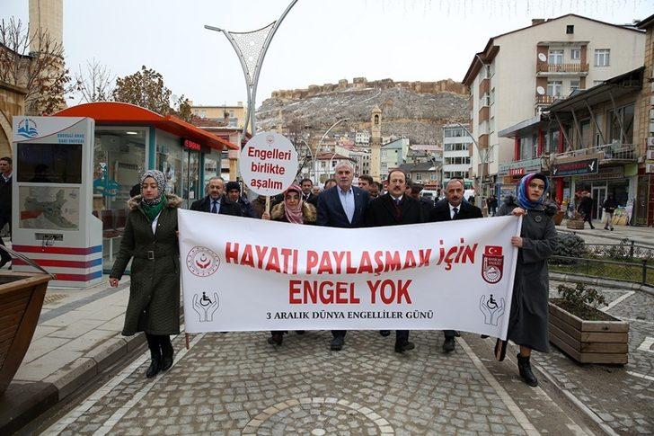 Bayburt’ta farkındalık yürüyüşü G3