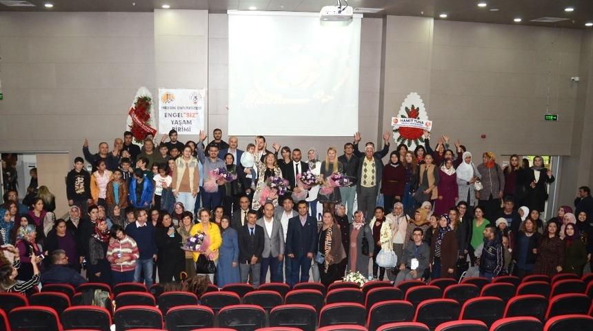 ME&Uuml;&rsquo;de &rsquo;engelleri aşıyoruz&rsquo; paneli