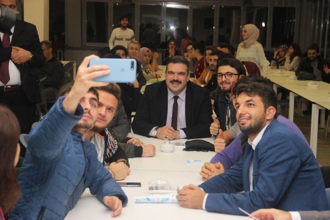 Rekt&ouml;r &Ccedil;omaklı: &ldquo;Engel hayatımızın bir par&ccedil;asıdır&rdquo;