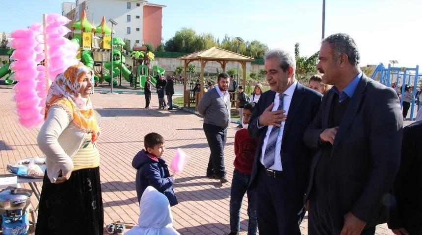 Demirkol il&ccedil;ede park &ccedil;alışmalarını inceledi