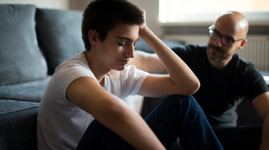 Erken ergenlik nedir? Ergenliği etkileyen faktörler nelerdir? Erken ergenlik ne zaman tedavi edilmelidir? 