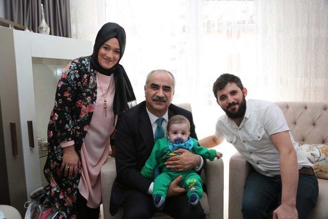 Başkan Aydın, engelli aileleri ziyaret etti 1