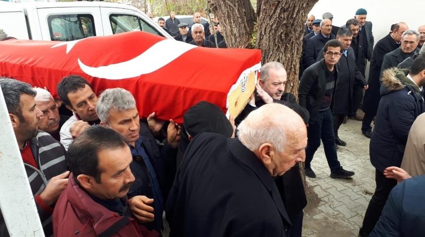 AK Parti&rsquo;li vekilin kardeşi son yolculuğuna uğurlandı