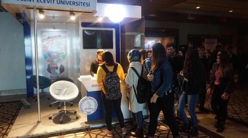 BE&Uuml;&rsquo;ye &lsquo;&Uuml;niversite Tanıtım G&uuml;nleri&rsquo;nde yoğun ilgi