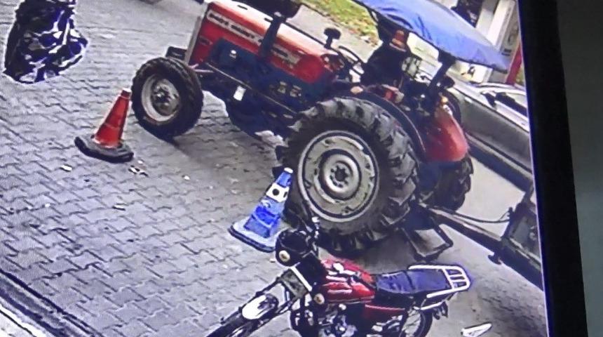 Manisa&rsquo;da park halindeki trakt&ouml;r &ccedil;alındı