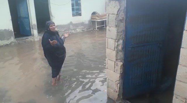 Şanlıurfa'da sağanak, su baskınlarına neden oldu