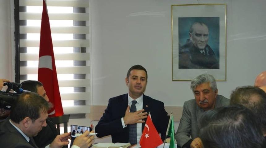 CHP&rsquo;li Akın &ccedil;ift&ccedil;ilerin sorunlarını dinledi