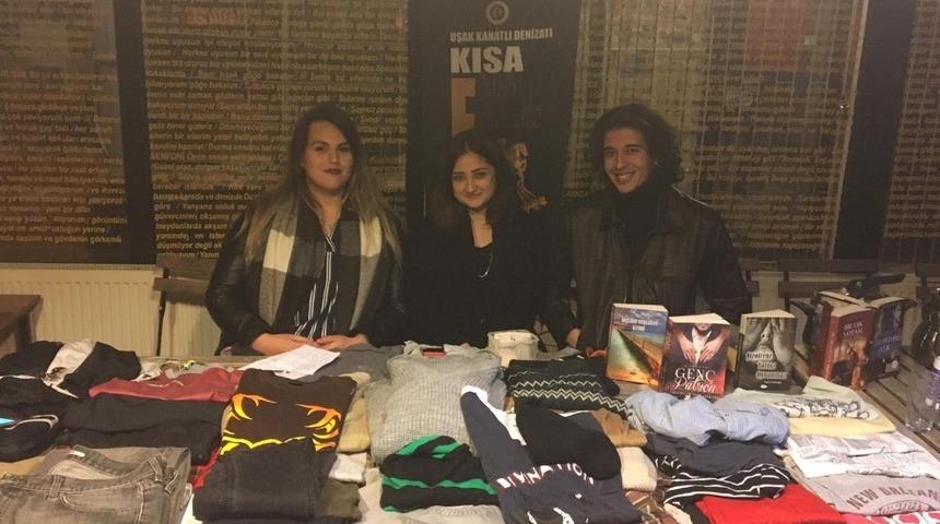 Uşak&rsquo;ta &ouml;ğrenciler eşyalarını satarak film festivaline sahip &ccedil;ıktı