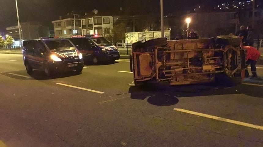 Edremit&rsquo;te trafik kazası 2 yaralı