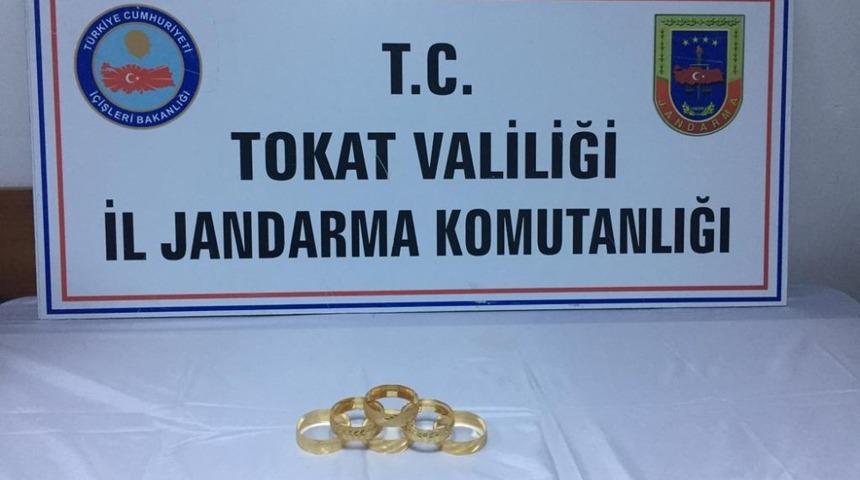 Sahte bilezikleri satamadan yakalandılar