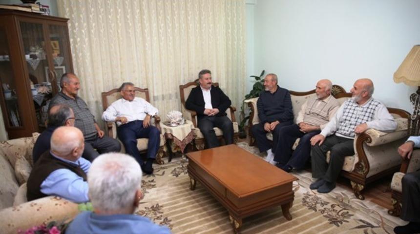 Başkan B&uuml;y&uuml;kkılı&ccedil;, akşam ev oturmalarında