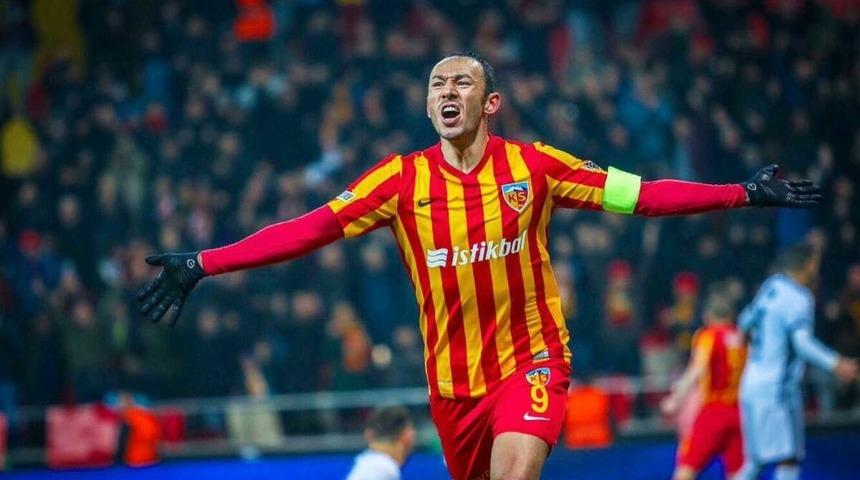 Kayserispor&rsquo;da Umut Bulut kadro dışı