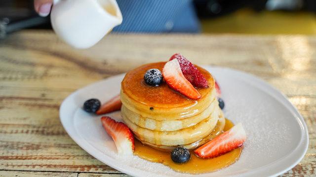 Pancake tarifi: Güzel bir kahvaltı keyfi için nefis pancake nasıl yapılır? (Videolu anlatım) 
