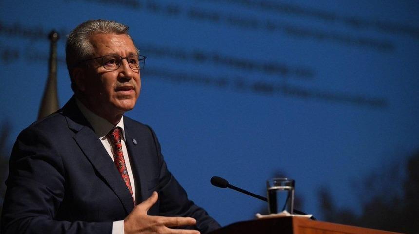 Rekt&ouml;r Budak,  bir yılını değerlendirdi