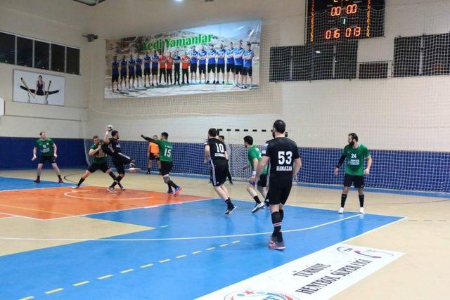 Adıyaman Belediyespor: 30 - Beşiktaş Mogaz: 38