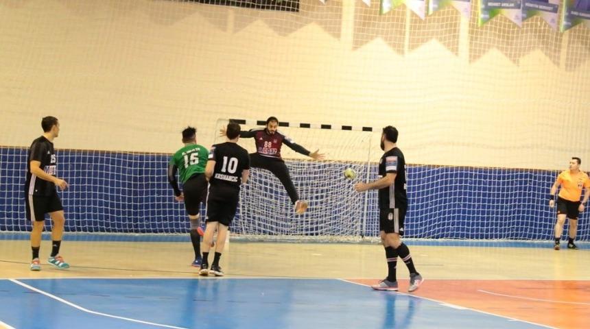 Adıyaman Belediyespor: 30 - Beşiktaş Mogaz: 38