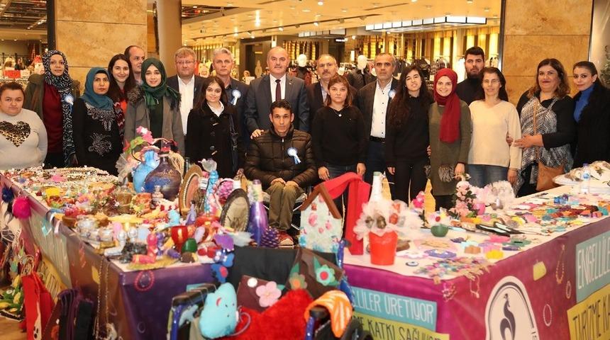 Pamukkale&rsquo;de &lsquo;Engelliler &Uuml;retiyor Turizme Katkı Sağlıyor&rsquo; projesi