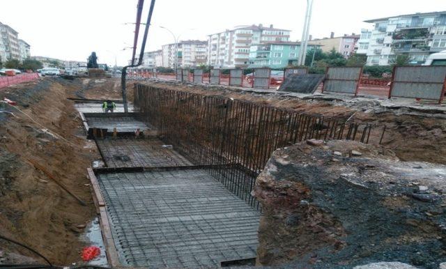 Karam&uuml;rsel k&ouml;pr&uuml;l&uuml; kavşağı yapımı hızla ilerliyor 1