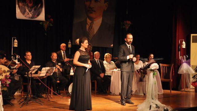 Cemal Safi’ye Vefa Gecesi büyük beğeni topladı