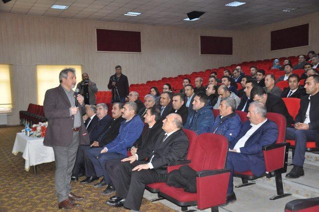 Bitlis’te ‘Öğretmen-Yazar’ buluşması