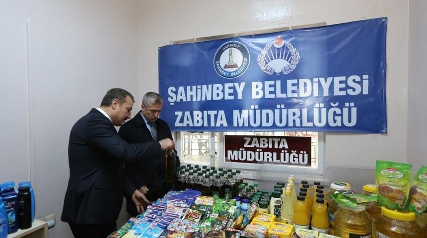 Zabıtalar her t&uuml;rl&uuml; saldırıya karşı halk sağlığını koruyor