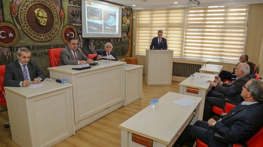 G&uuml;m&uuml;şhane&rsquo;de 100 bin ceviz fidanı hedefine ulaşıldı