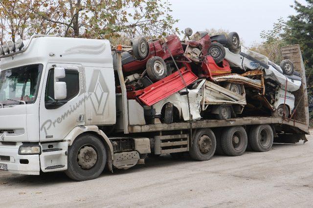 Manisa’daki hurda araçlar MKE’ye devredildi