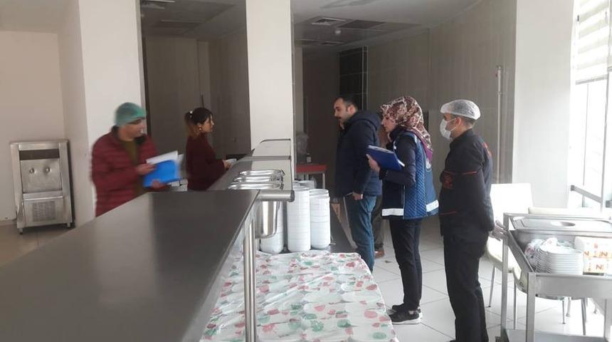 &Ouml;zalp il&ccedil;esindeki kantin ve yemekhaneler denetlendi